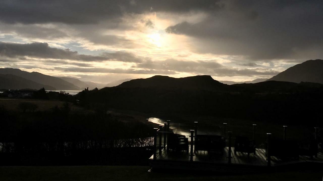 Misty Isle Apartments Ltd - Maol View Kyleakin Esterno foto